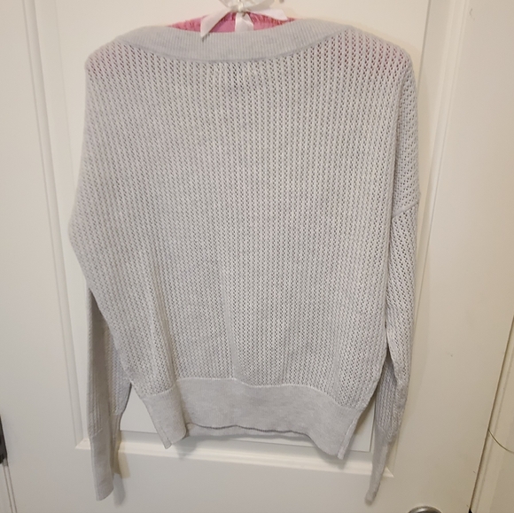RW&CO. Light Grey Mesh Knit Boat Neck Sweater Size S/P - Picture 3 of 8